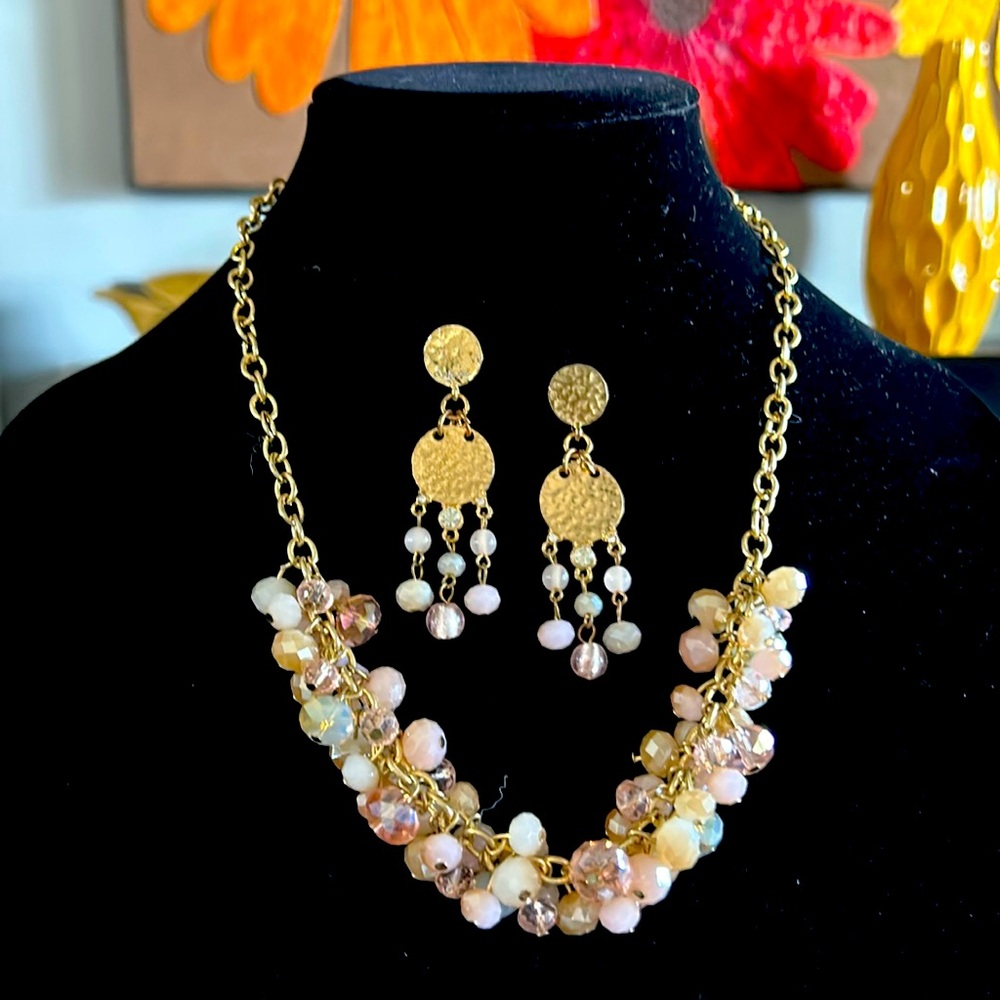 Beaded necklace & earring set